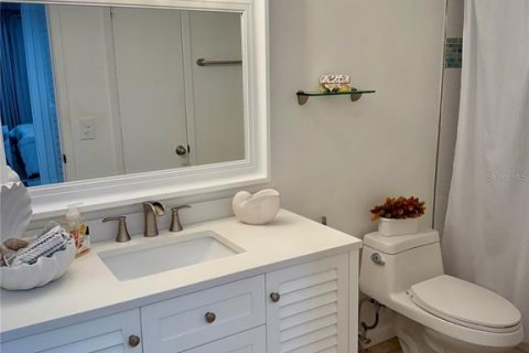 Condominio en alquiler en Saint Pete Beach, Florida, 1 dormitorio, 72 m2 № 1906735 - foto 20