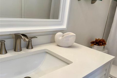 Condominio en alquiler en Saint Pete Beach, Florida, 1 dormitorio, 72 m2 № 1906735 - foto 22