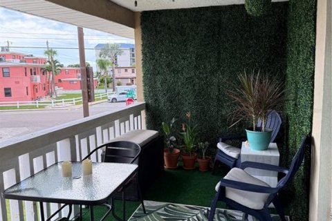 Condominio en alquiler en Saint Pete Beach, Florida, 1 dormitorio, 72 m2 № 1906735 - foto 30
