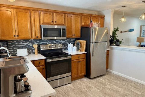 Condominio en alquiler en Saint Pete Beach, Florida, 1 dormitorio, 72 m2 № 1906735 - foto 7