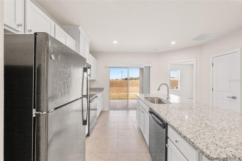 Купить таунхаус в Леди-Лейк, Флорида 6 комнат, 154.4м2, № 2098830 - фото 18