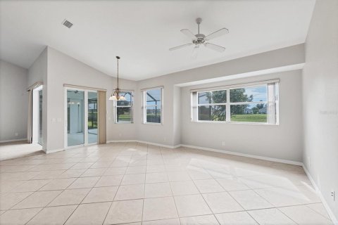 House in Rotonda, Florida 3 bedrooms, 195.47 sq.m. № 1914316 - photo 22