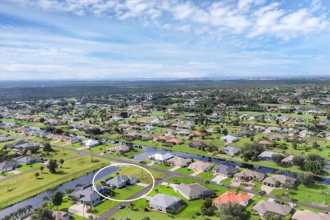 House in Rotonda, Florida 3 bedrooms, 195.47 sq.m. № 1914316 - photo 7