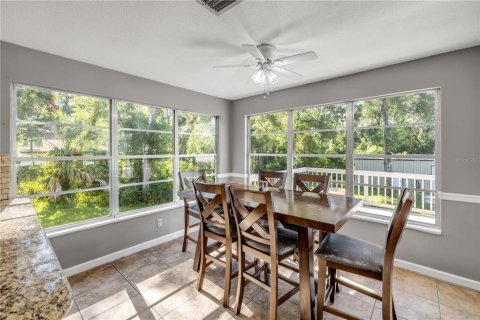 House in Orange City, Florida 3 bedrooms, 186.92 sq.m. № 1894798 - photo 30