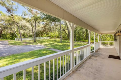 House in Orange City, Florida 3 bedrooms, 186.92 sq.m. № 1894798 - photo 13