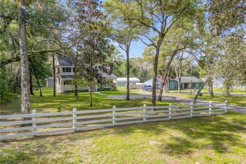 House in Orange City, Florida 3 bedrooms, 186.92 sq.m. № 1894798 - photo 5