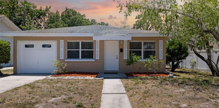 Casa en Bradenton, Florida 2 dormitorios, 113.15 m2 № 2150341