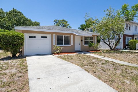 Casa en venta en Bradenton, Florida, 2 dormitorios, 113.15 m2 № 2150341 - foto 3