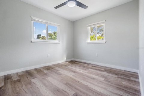 Villa ou maison à louer à Largo, Floride: 2 chambres, 92.53 m2 № 2425748 - photo 27