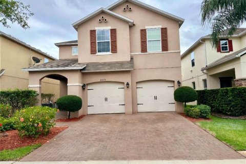 House in Kissimmee, Florida 4 bedrooms, 217.21 sq.m. № 1631048 - photo 1