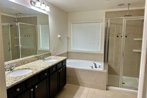 House in Kissimmee, Florida 4 bedrooms, 217.21 sq.m. № 1631048 - photo 21