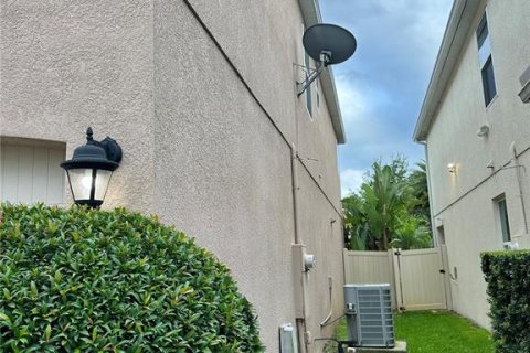 House in Kissimmee, Florida 4 bedrooms, 217.21 sq.m. № 1631048 - photo 26