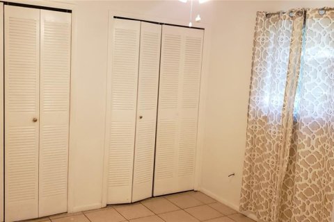 House in Orlando, Florida 2 bedrooms, 90.95 sq.m. № 1442812 - photo 8