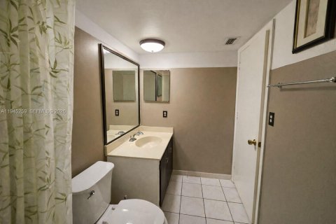 Copropriété à louer à Naples, Floride: 2 chambres, 111.48 m2 № 2152856 - photo 16