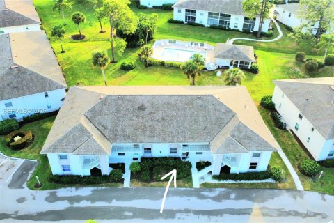 Copropriété à louer à Naples, Floride: 2 chambres, 111.48 m2 № 2152856 - photo 30