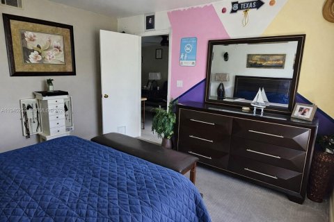 Copropriété à louer à Naples, Floride: 2 chambres, 111.48 m2 № 2152856 - photo 10