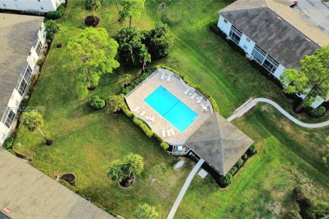 Copropriété à louer à Naples, Floride: 2 chambres, 111.48 m2 № 2152856 - photo 29
