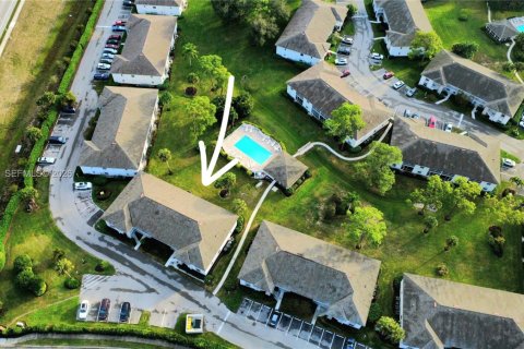 Copropriété à louer à Naples, Floride: 2 chambres, 111.48 m2 № 2152856 - photo 27