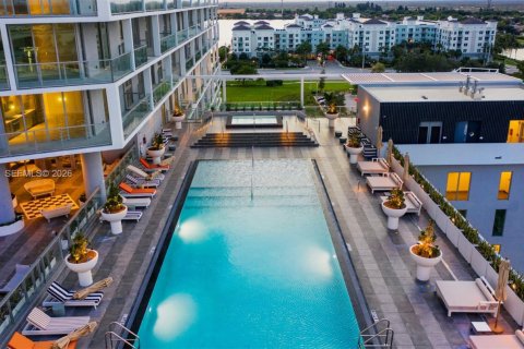 Condo à Sunrise, Floride, 3 chambres  № 2064174