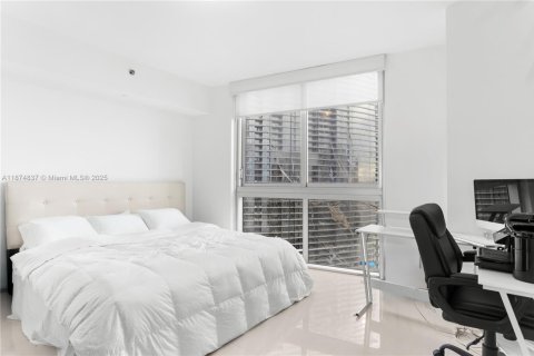 Купить кондоминиум в Майами, Флорида 2 спальни, 117.89м2, № 1931706 - фото 12