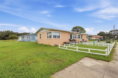 Immobilier commercial à vendre à Mims, Floride: 4 chambres, 139.35 m2 № 2378276 - photo 6