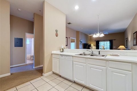 Copropriété à vendre à Davenport, Floride: 2 chambres, 108.97 m2 № 2388310 - photo 3