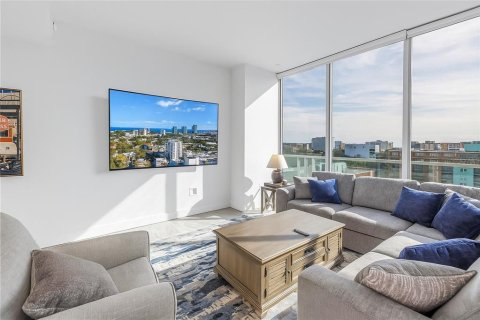Copropriété à louer à Saint Petersburg, Floride: 3 chambres, 197.6 m2 № 2229804 - photo 8