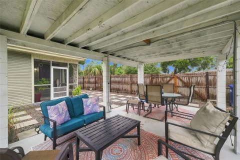 Villa ou maison à louer à Tampa, Floride: 3 chambres, 113.71 m2 № 2411619 - photo 19