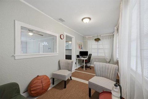 Villa ou maison à louer à Tampa, Floride: 3 chambres, 113.71 m2 № 2411619 - photo 2
