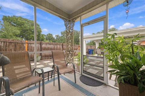 Villa ou maison à louer à Tampa, Floride: 3 chambres, 113.71 m2 № 2411619 - photo 18