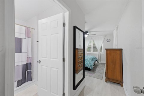 Villa ou maison à louer à Tampa, Floride: 3 chambres, 113.71 m2 № 2411619 - photo 11