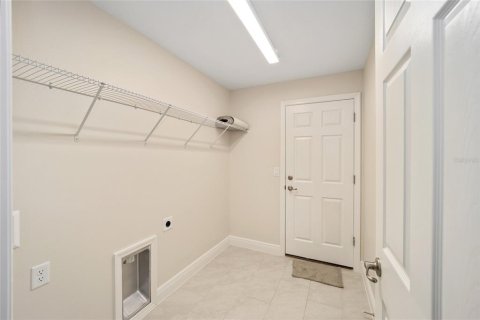 House in Citrus Springs, Florida 3 bedrooms, 131.83 sq.m. № 1631543 - photo 19