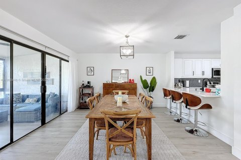 Adosado en venta en Tamarac, Florida, 2 dormitorios, 160.07 m2 № 1967121 - foto 18