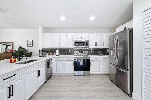 Adosado en venta en Tamarac, Florida, 2 dormitorios, 160.07 m2 № 1967121 - foto 6