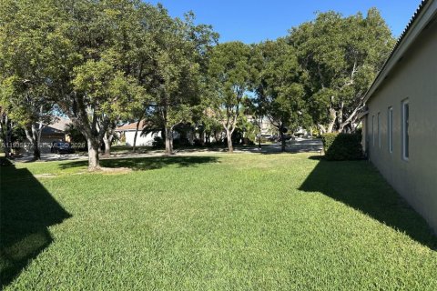 House in Weston, Florida 4 bedrooms, 196.58 sq.m. № 1995644 - photo 29