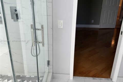 House in Weston, Florida 4 bedrooms, 196.58 sq.m. № 1995644 - photo 17