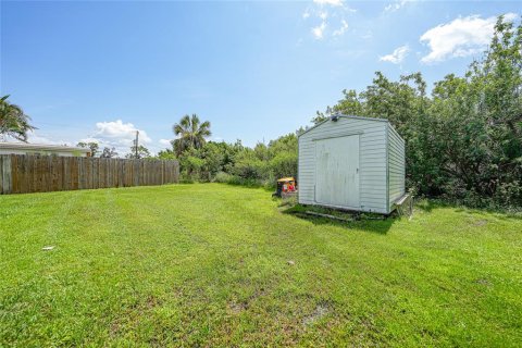 Villa ou maison à vendre à Port Charlotte, Floride: 2 chambres, 89.93 m2 № 1914767 - photo 21