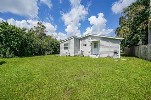 Villa ou maison à vendre à Port Charlotte, Floride: 2 chambres, 89.93 m2 № 1914767 - photo 25