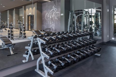 Apartamento en alquiler en Miami, Florida, 1 dormitorio, 62.43 m2 № 1964357 - foto 18