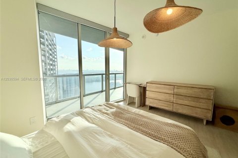 Condo in Miami, Florida, 1 bedroom  № 2087213 - photo 16
