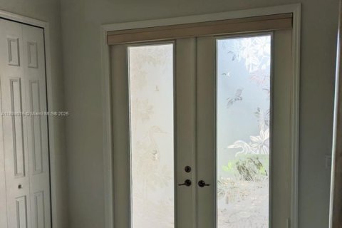 Villa ou maison à vendre à Cape Coral, Floride: 4 chambres, 238.11 m2 № 1938564 - photo 6