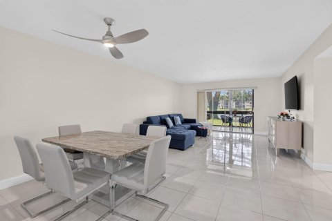 Condo in Delray Beach, Florida, 2 bedrooms № 2185634 - photo 10