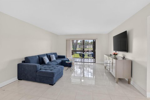 Condo in Delray Beach, Florida, 2 bedrooms № 2185634 - photo 11