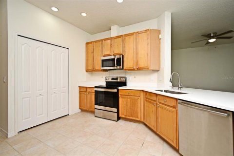House in Orlando, Florida 4 bedrooms, 199 sq.m. № 1853321 - photo 22