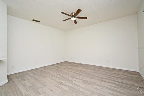 House in Orlando, Florida 4 bedrooms, 199 sq.m. № 1853321 - photo 28