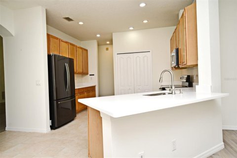 House in Orlando, Florida 4 bedrooms, 199 sq.m. № 1853321 - photo 24