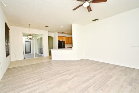 House in Orlando, Florida 4 bedrooms, 199 sq.m. № 1853321 - photo 29