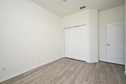 House in Orlando, Florida 4 bedrooms, 199 sq.m. № 1853321 - photo 16