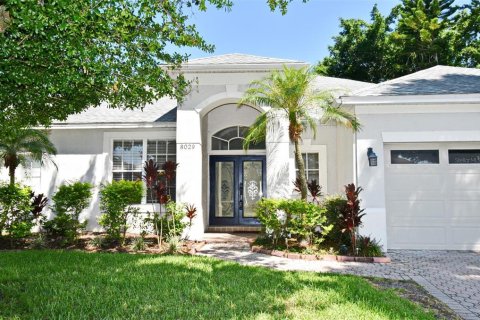 House in Orlando, Florida 4 bedrooms, 199 sq.m. № 1853321 - photo 1