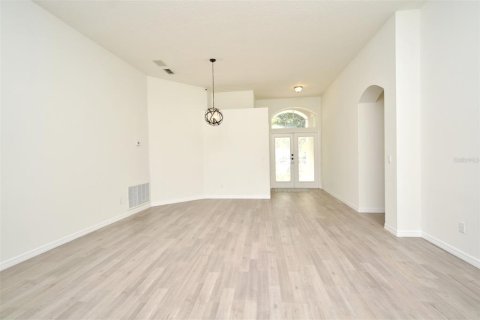 House in Orlando, Florida 4 bedrooms, 199 sq.m. № 1853321 - photo 7